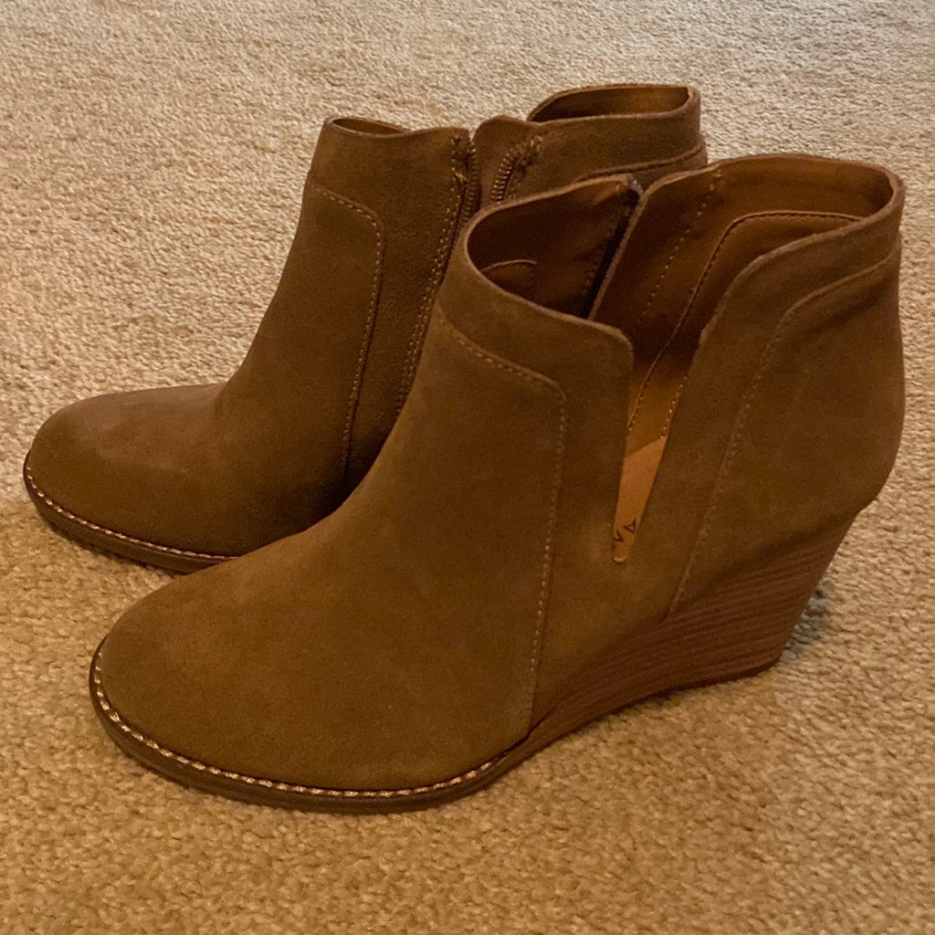 Brand New Lucky Brand Wedge Booties Size 8